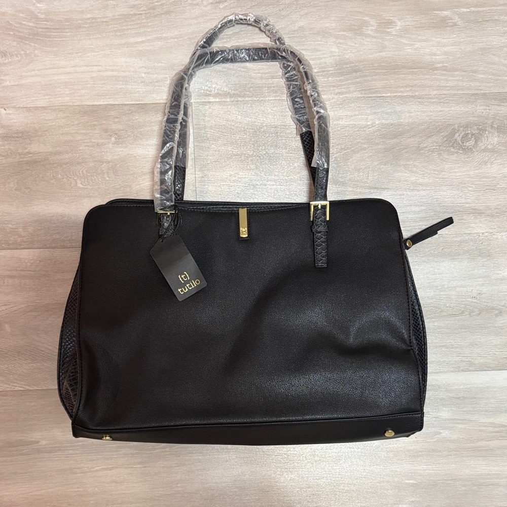 Chic Black Tote Bag by [Tutilo]